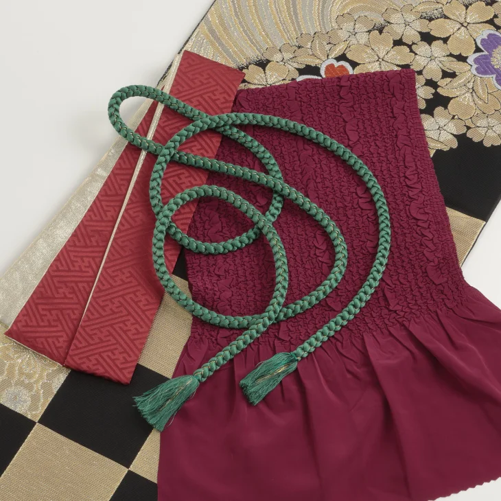 f0425024r】【黒系】振袖 レンタル フルセット Lサイズ 【状態:S