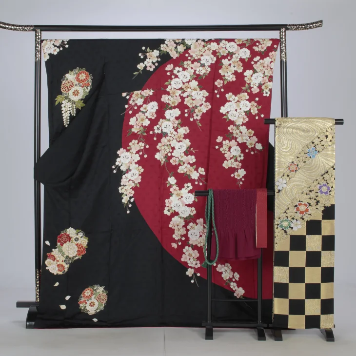 f0425024r】【黒系】振袖 レンタル フルセット Lサイズ 【状態:S