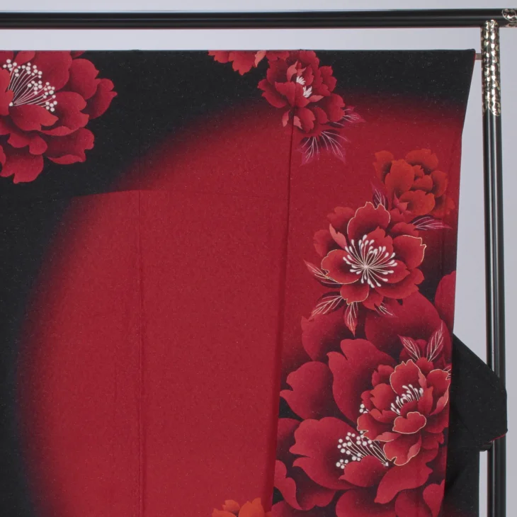 f0522424】【黒系】振袖 販売 フルセット Mサイズ 【中古】【状態:S