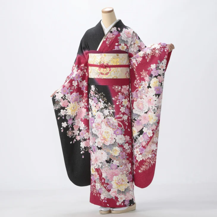 黒地 上品で落ち着いたくすみ系花柄の振袖フルセット 黒地 上品で