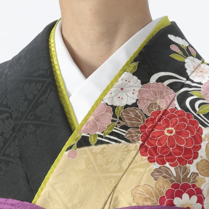 f0724396r2】【黒系】振袖 レンタル フルセット Mサイズ 成人式 着物