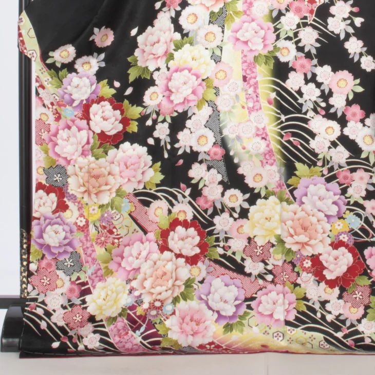 f8025026r】【黒系】振袖 レンタル フルセット LLサイズ ほぼ新品 成人