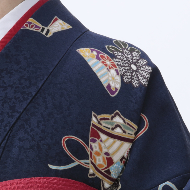 振袖単品 青 22 クール系モード 青/黒 牡丹柄 目立つ 派手 豪華 カッコいい振袖ネット