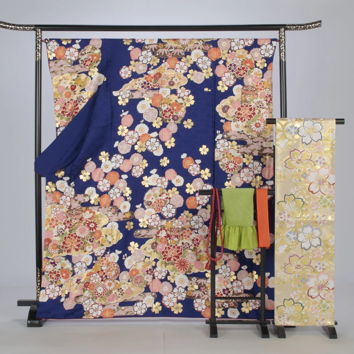 H⭐R　お振り袖Msize　no 137 f0523336r】【青・紺系】振袖 レンタル フルセット Mサイズ 【状態:S