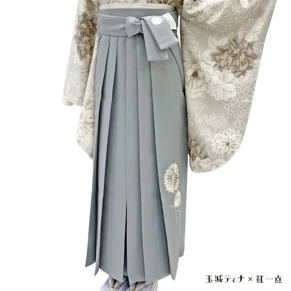 玉城ティナ×紅一点 KI522 #白 #灰色 #white #gray 振袖 | 名古屋