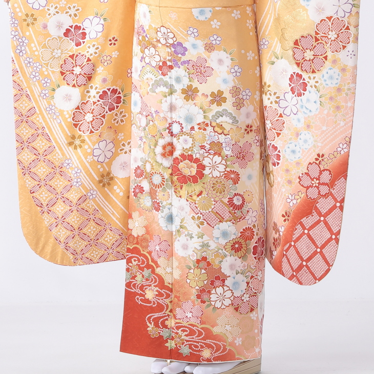 振袖フルセット ピンク×オレンジ×ゴールド 古典柄 振袖レンタル | ピンクオレンジに紫のぼかし 古典柄 | hataori