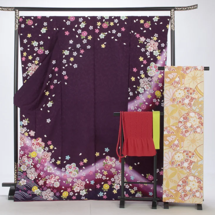 現品限り！早い者勝ち！ほぼ買い足しなし！　店頭展示品　刺繍　振袖　フルセット f8025017】【紫系】振袖 販売 フルセット Lサイズ ほぼ新品 成人式