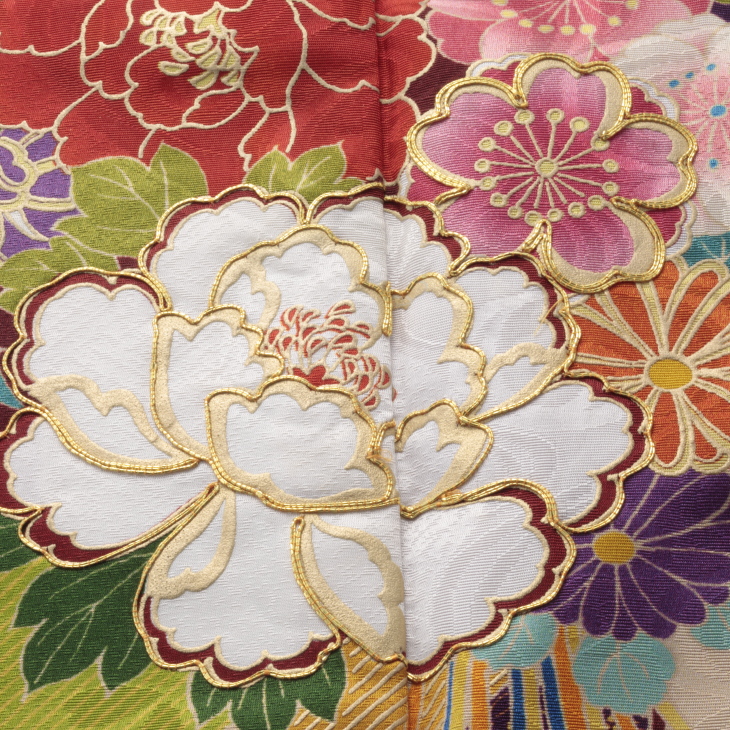 振袖セット　手差し京紅型 sMH2408162 紺地手まりに菊紅葉[FS1066] | 成人式振袖レンタル京都さがの館