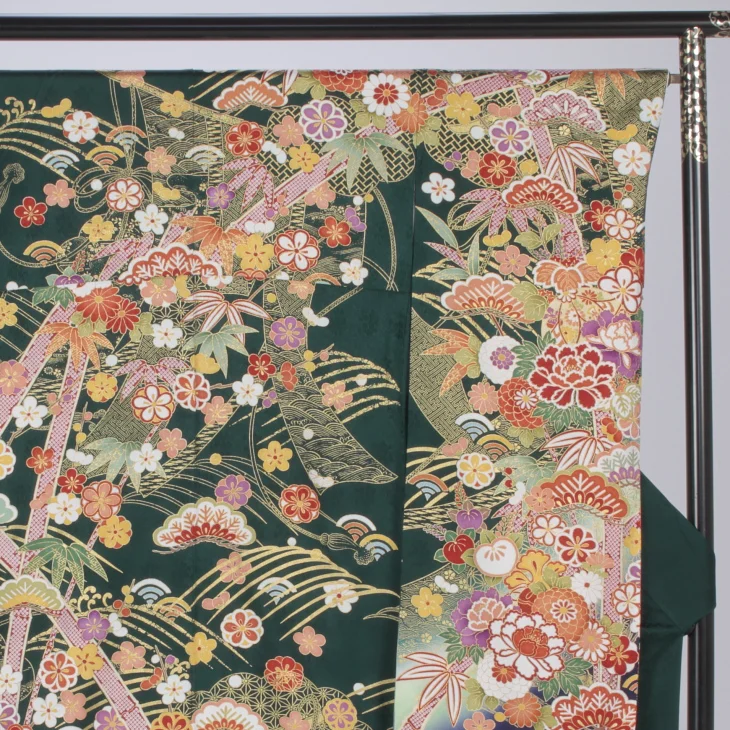 f0525084r】【赤・ワイン系】振袖 レンタル フルセット Mサイズ 【状態