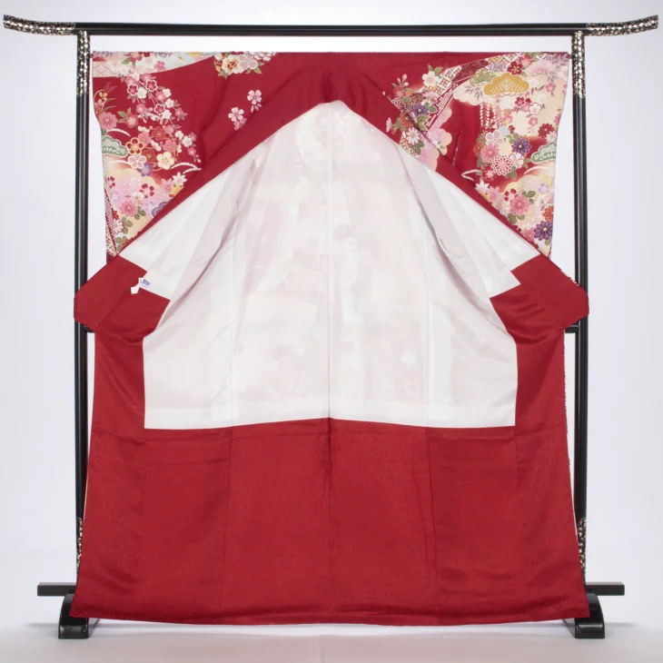 f0715143】【赤・ワイン系】振袖 販売 フルセット Mサイズ 【中古