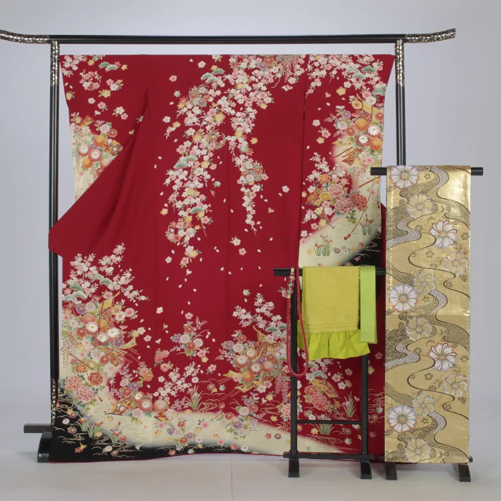 f0718140r】【赤・ワイン系】振袖 レンタル フルセット Lサイズ 【状態