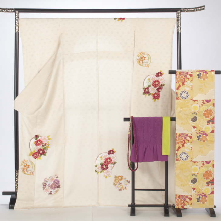 f0523122】【白・グレー系】振袖 販売 フルセット Lサイズ 【中古