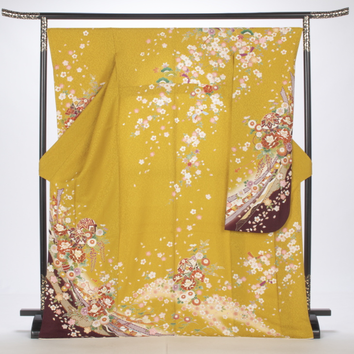 t*u様 黄色の花柄振袖　帯2点セット 中古】【振袖2点セット】【販売】 振袖 袋帯 コーディネート