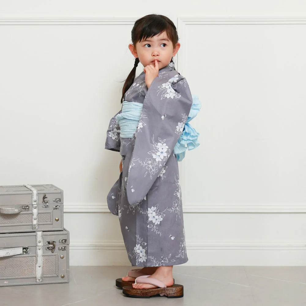 レトロ　キッズ　子供　浴衣　130cm　女の子　花柄　兵児帯　青 レトロ キッズ 子供 浴衣 130cm 女の子 花柄 兵児帯 青 SOUBIEN
